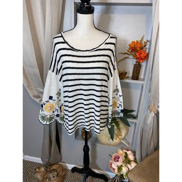 Striped Floral Sleeve Blouse - Picture 1 of 12